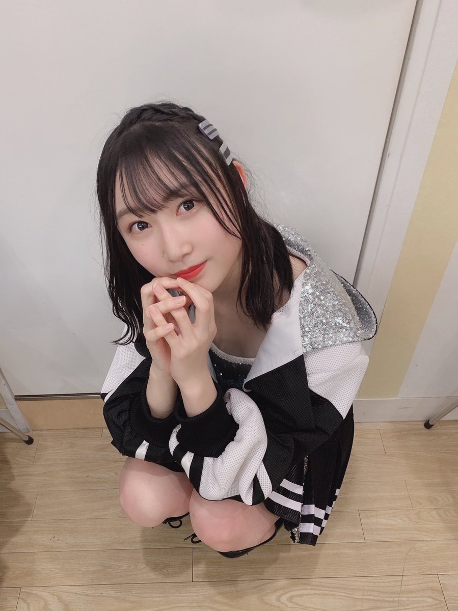 think she’s just having fun as an idol and living her life how she wants it, she was robbed at the 2017 janken tournament and we deserve a world where people know about her cute panda side and not her terrifying panda side also SHE’S SO CUTE can she pls burn the nao panda 
