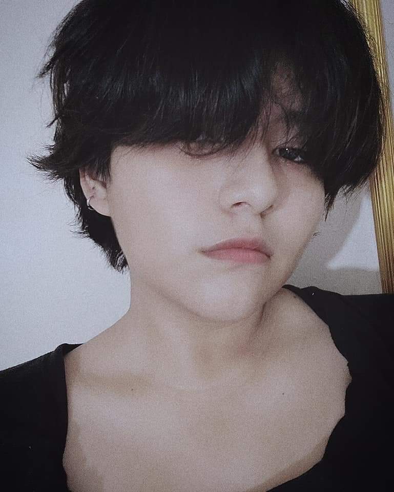 DayannaMartin4's tweet photo. #ARMYSelcaDay  #ARSD #BTS #BTSARMY 
🤡🤘 https://t.co/yQwELdRlct