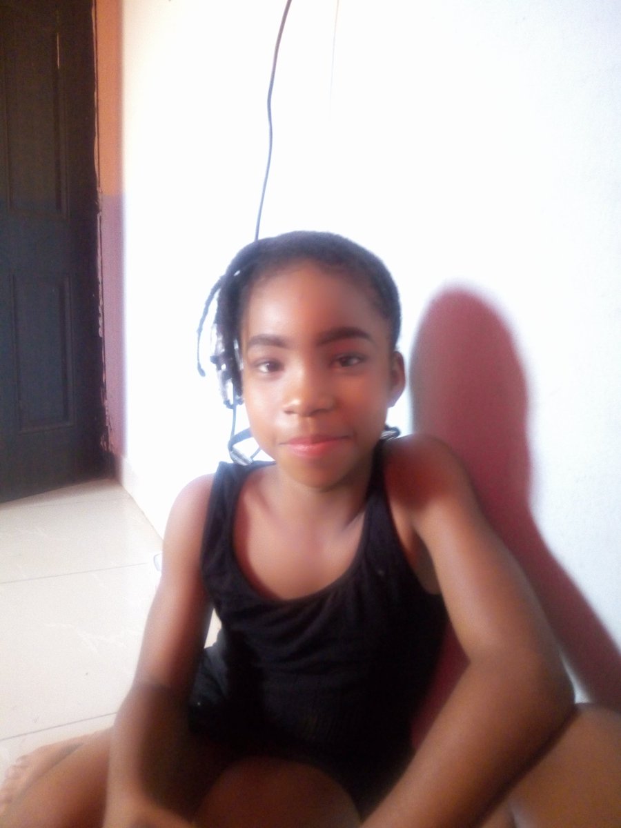 ObianujuU__'s tweet photo. 1000 reasons to stay positive amidst #COVID19
Life.
Family.
Hope.
Strength.
New perceptions.
Food😁. I have food and I can eat.
My neice, Tochukwu. She sees through me.❤️
Better sleep.
#EduTrust
#1000reasons
@EdutrustF https://t.co/FU1ekynPVp