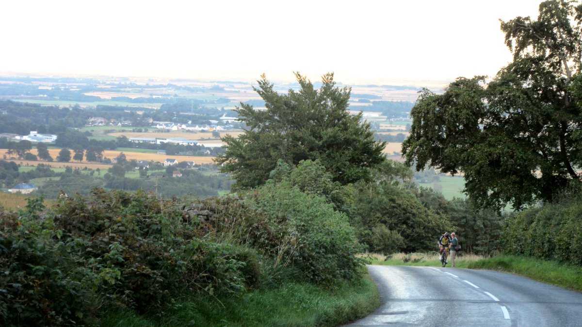 Last one for the Lammermuir's (tonight at least) over the other side of Whitadder Water awaits Hardens Hill. A long drag out of Duns that always seems to go on much longer than expected. Never really giving respite, it cruelly saves its harshest ramps for the closing stages 