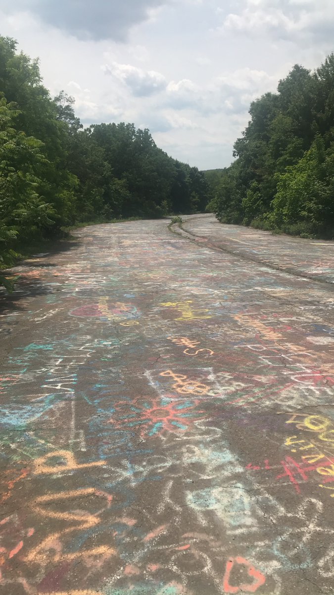 SchnellAllyssa's tweet photo. Although this neat little place was caused by human error that has effected everything that once lived in the town, I'm glad I had the chance to visit a place that has been burning since 1962 before its gone forever. #ees028 https://t.co/WFkiZOq4VY