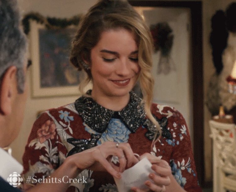 In “Love Letters,” Alexis and Ted talk about keeping things from past relationships and Alexis’s “empty journal” line a) kills me and b) makes me think of her upcoming reaction to Johnny’s Christmas gift — stamps aka “Stickers! Of old men!”  #SchittsCreek