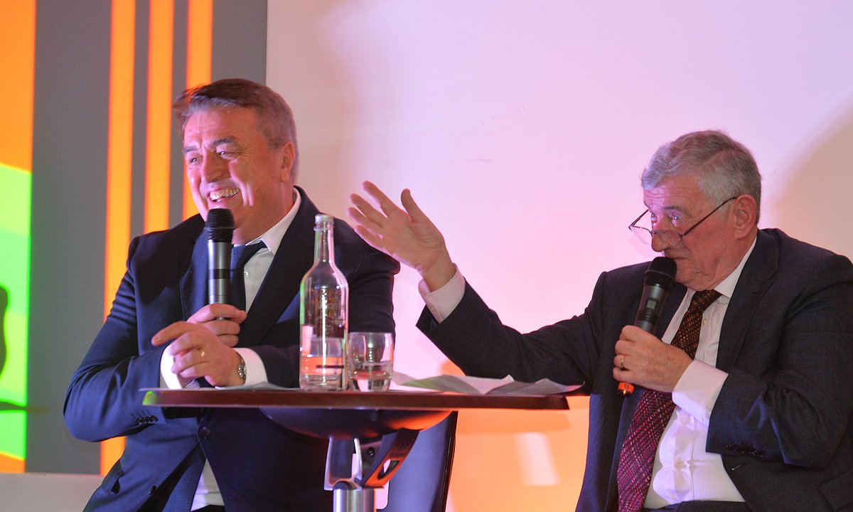 LutonTown's tweet photo. We were so privileged to have Raddy join us, his former manager and team-mates to celebrate David Pleat's 80s Elite at our Christmas Dinner in December 2018...
#RIPRaddy #COYH https://t.co/0L0f2wdcyx