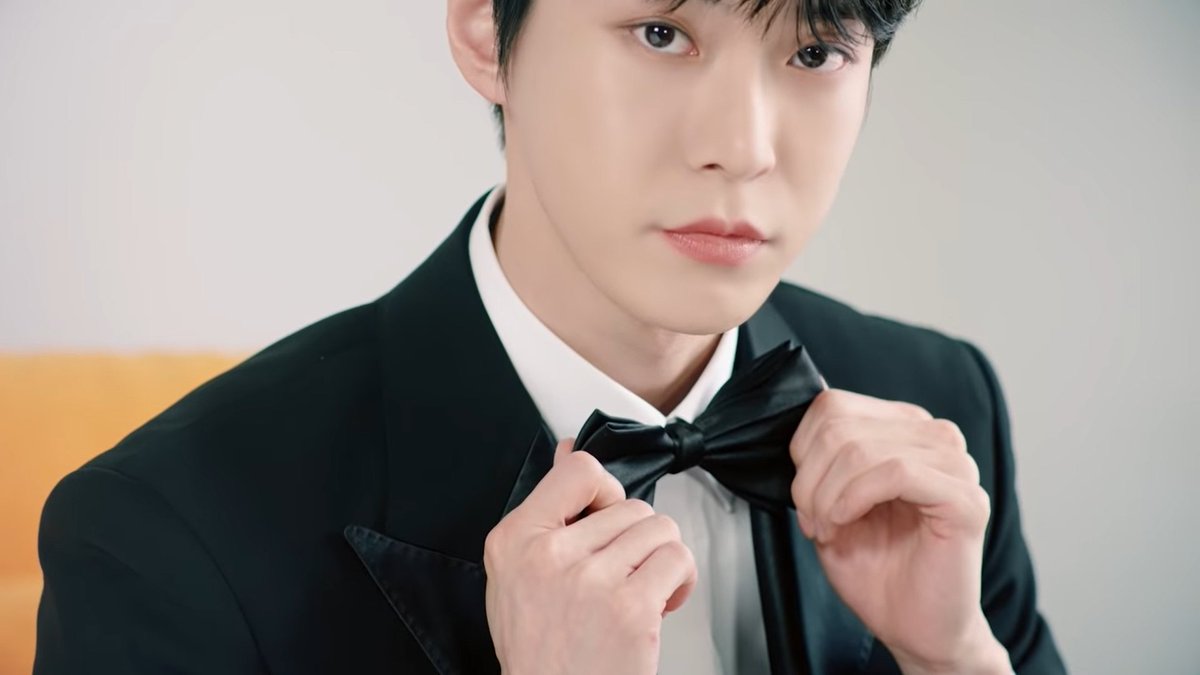 I SAID STOP LOOKING AT ME LIKE THAT