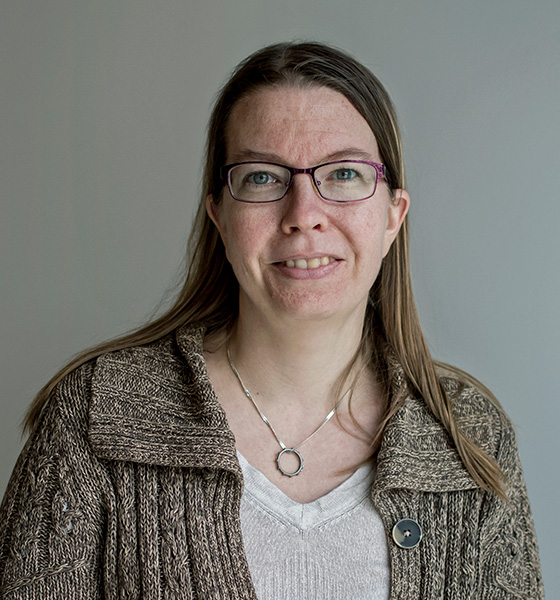 [PRENSA] #Pensiones "El gobierno tiene que inyectar a los hogares hoy vía transferencias financiadas con deuda e impuestos, no usando los ahorros previsionales existentes", afirma en su carta a <a href="/latercera/">La Tercera</a> Jeanne Lafortune, académica de nuestra Facultad. Lee la carta completa ⬇️