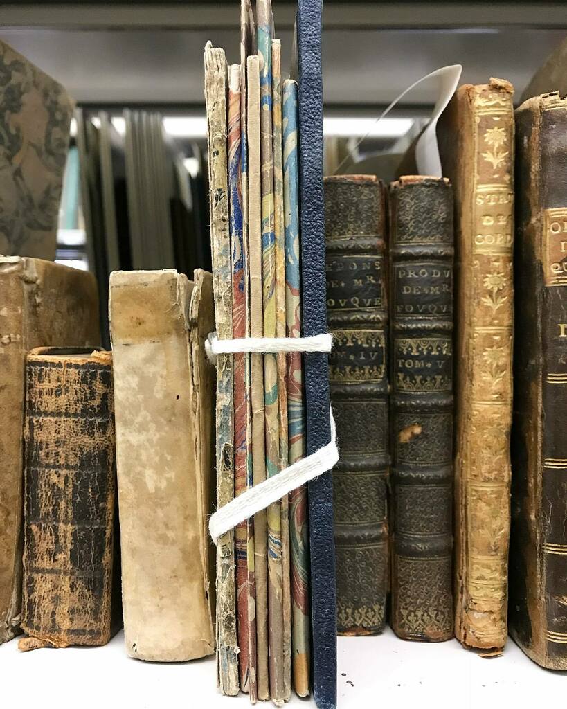HornbakeLibrary's tweet photo. Missing the library while #workingfromhome? Enjoy these #MarbledMonday #bookspines from the #rarebook shelves!
#marbling #marbledpaper #rarebooks #shelfie #hornbakelibrary #bookart #iglibraries #librariesofinstagram #umdspecialcollections #umd #stayhome… https://t.co/sgVbuc4TCN https://t.co/ue1EE6vSpz