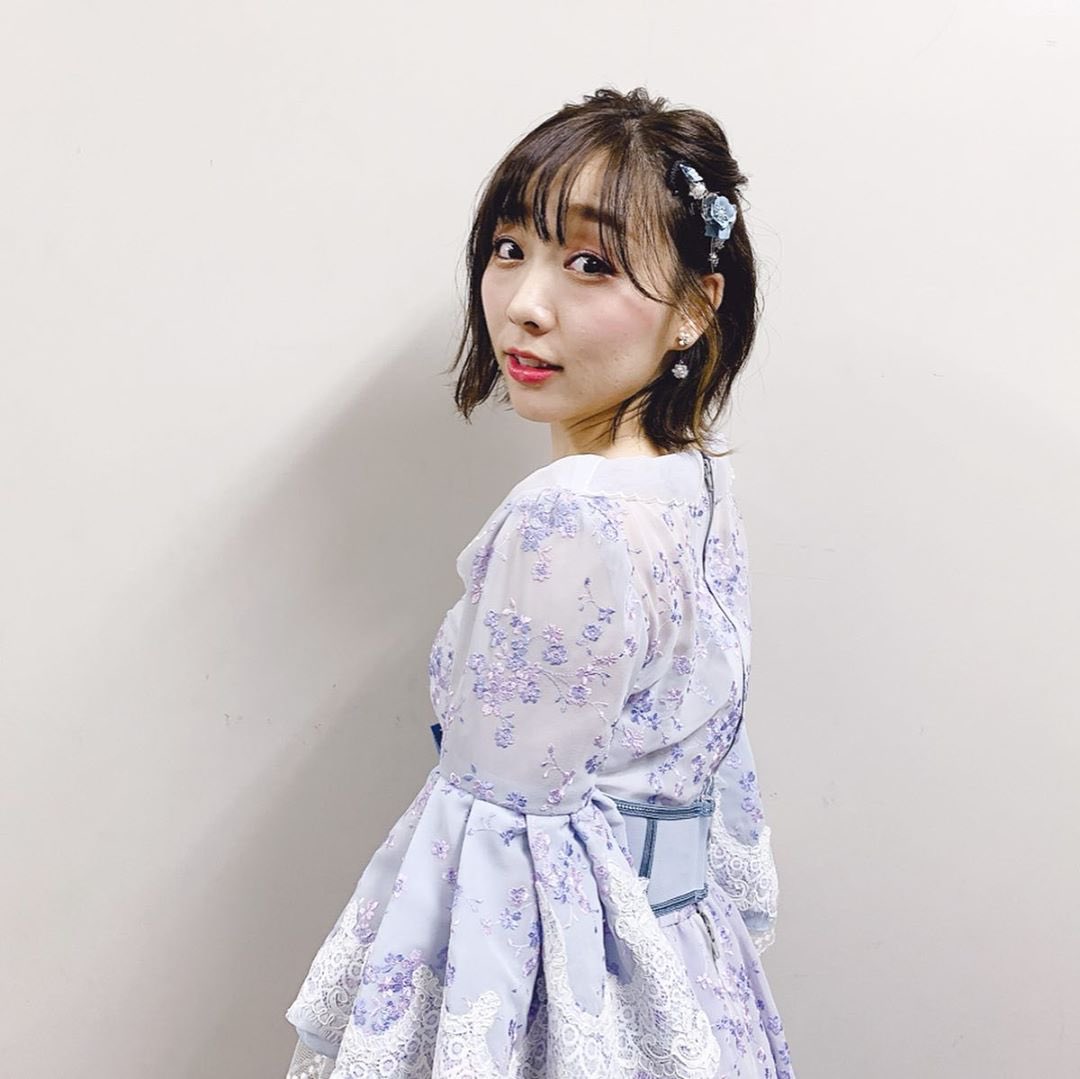 think she’s wifey material to a t... she is one of ske’s best dancers when given the material but i’m glad she’s finding most of her success on tv, i love her so much she’s one of my all time favorite members and i am always down to defend her... best busu 