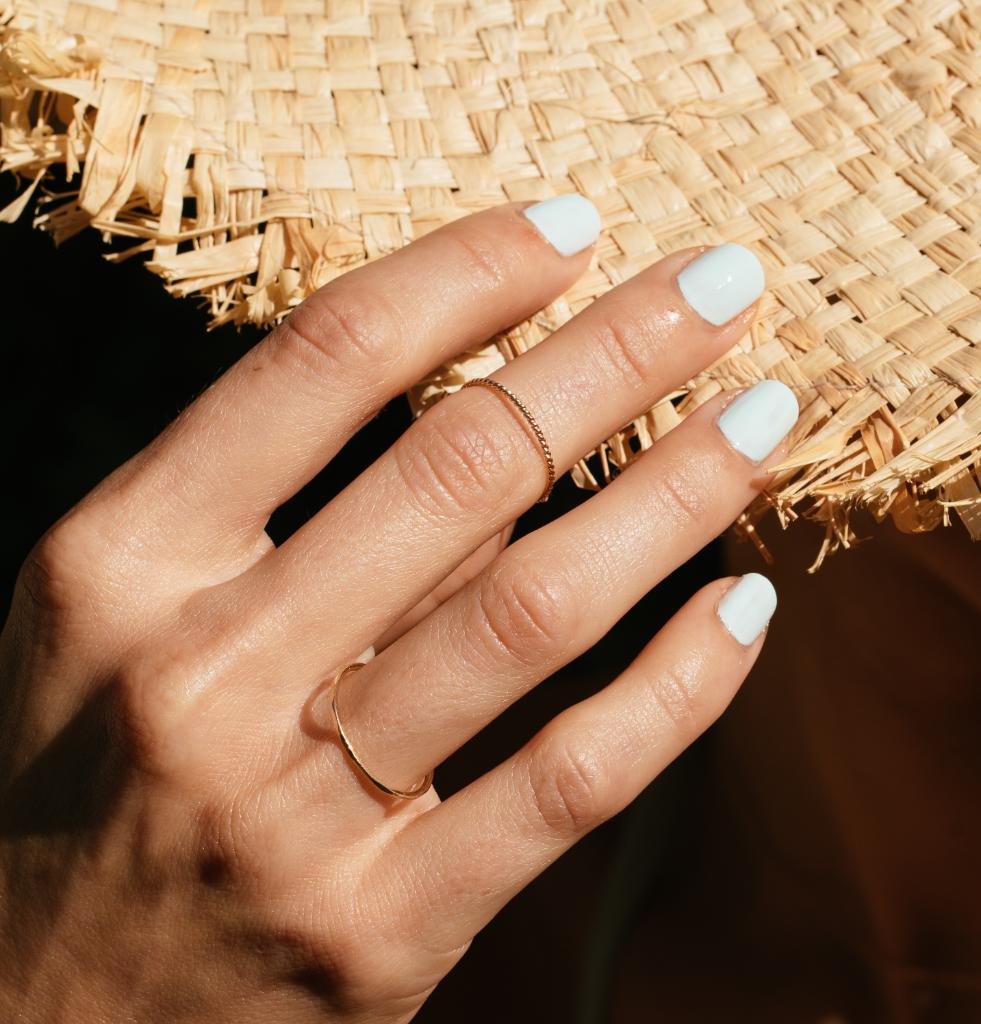 OPI_PRODUCTS's tweet photo. Set off into the waves and ride away from the shore. 🌊 One of the many ways @bluboho inspires us in being and feeling, especially on a Monday. #MexicoCityMoveMint from #OPIMexicoCity. #youinblue #BlueNails #BohoStyle #BohoNails #ColorIsTheAnswer
https://t.co/kXX23XtWK4 https://t.co/WEKvVk3N8s