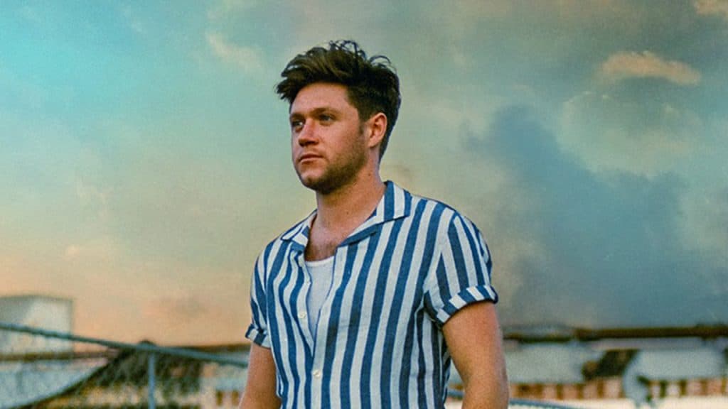idolator's tweet photo. An anthem! @NiallOfficial's "Arms Of A Stranger" is one of 2020's best pop songs: https://t.co/Ctx0f9ZIEz https://t.co/jOBKf4K6PE