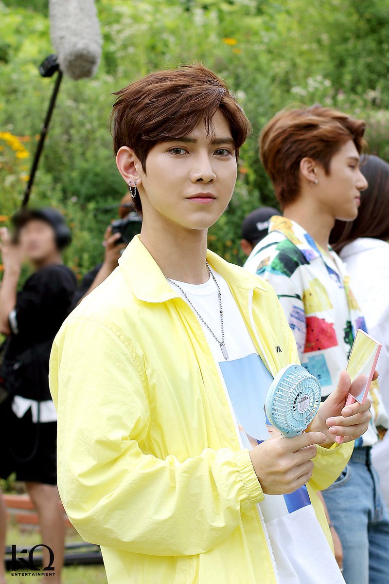 ↳  #ATEEZ  #YEOSANG