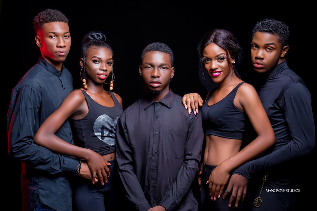 ChukwuSharon2's tweet photo. Meet ARRIOS TOP MODELS
Formally known as Ilead
😘😘😘😘😘 https://t.co/PqGOU1Lemz