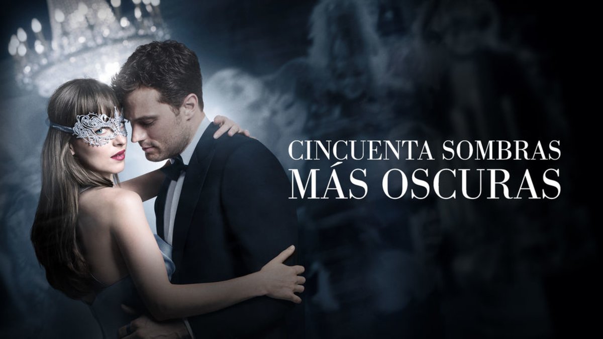 telecincoes's tweet photo. Es la hora... Ya no hay normas, castigos ni secretos. Comienza #EnCasaCon50Sombras, el gran estreno de #CincuentaSombrasMásOscuras. En DIRECTO ➡ https://t.co/fR6iCIDK6m https://t.co/Whl4NgnPwE