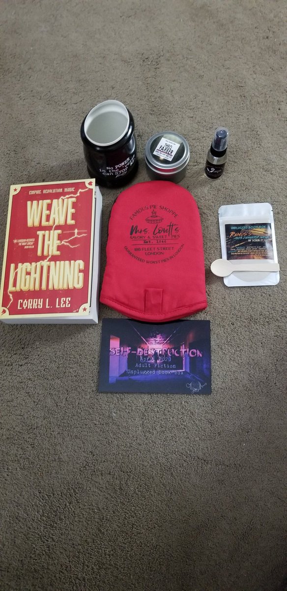 JerseyGirlBook's tweet photo. April's @unpluggedbooks Box selection #unpluggedbookbox #AdultBox #MagicalFantasy https://t.co/TOemFDjHJ3