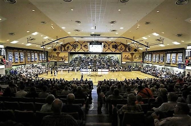 drew_vanreg's tweet photo. I’m excited to announce I have signed my letter of intent to further my education and play basketball at Dakota Wesleyan University. Thank you to all my coaches, teammates, friends, and family for making this possible. https://t.co/ss1bV627ep