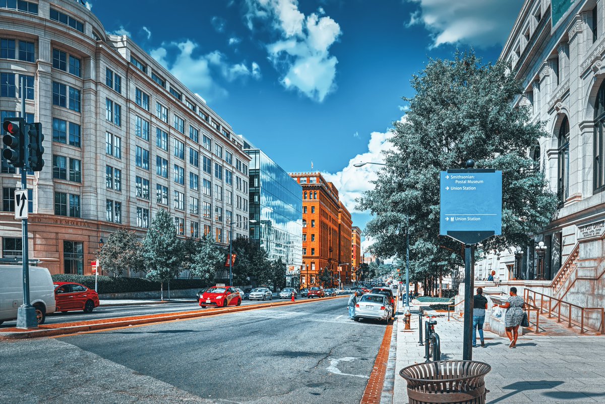 DcCresa's tweet photo. #Cresa Blog - While many parts of the world are adapting to a work from home environment during #Covid_19, how are employees staying in touch and on top of their workloads?

https://t.co/2iiCKTBxIE https://t.co/bNtJWWZymH