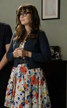 4/6: jess day from new girl! complete with glass-less glasseshonestly if i wasn’t scared i’d prob dress like her all the time... i love a good vintage style dress or skirt