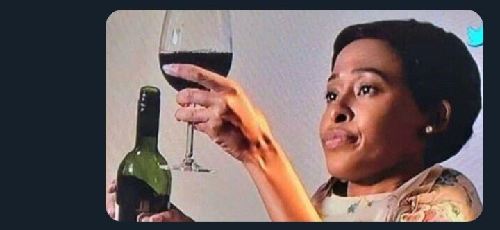 FeleciaMalepe's tweet photo. #MyParentsWillNeverKnowI
Im not as innocent as they think I am. Ndiyo madafucker https://t.co/MmorMTLl7S