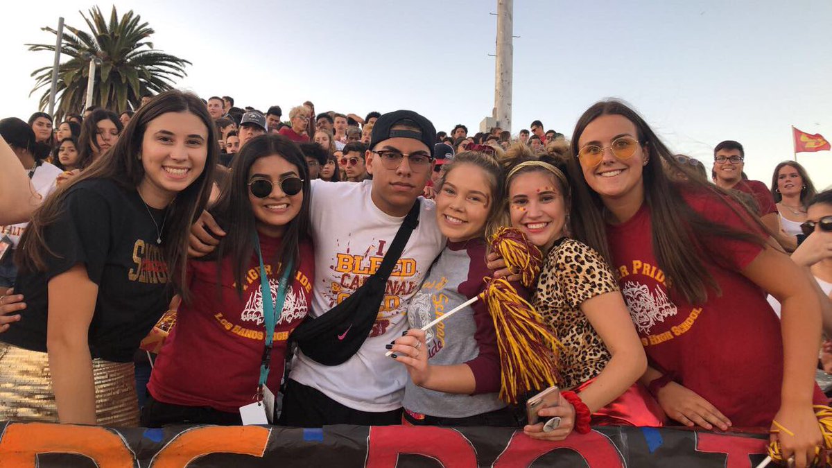 Alexissmunoz_'s tweet photo. Missing it :( #TigerPrideWeek @LosBanosTigers https://t.co/gJE4iX8p0z