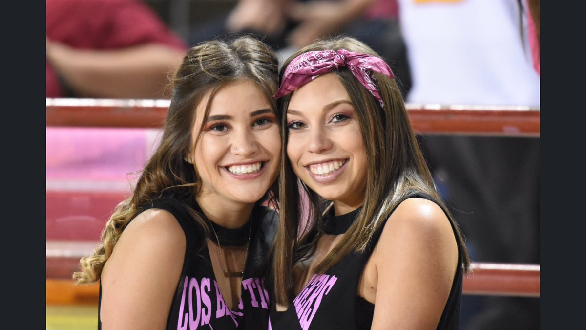 cassiyy31's tweet photo. ..take me back💛❤️ @LosBanosTigers #TigerPrideWeek https://t.co/jTHw6r6yPC