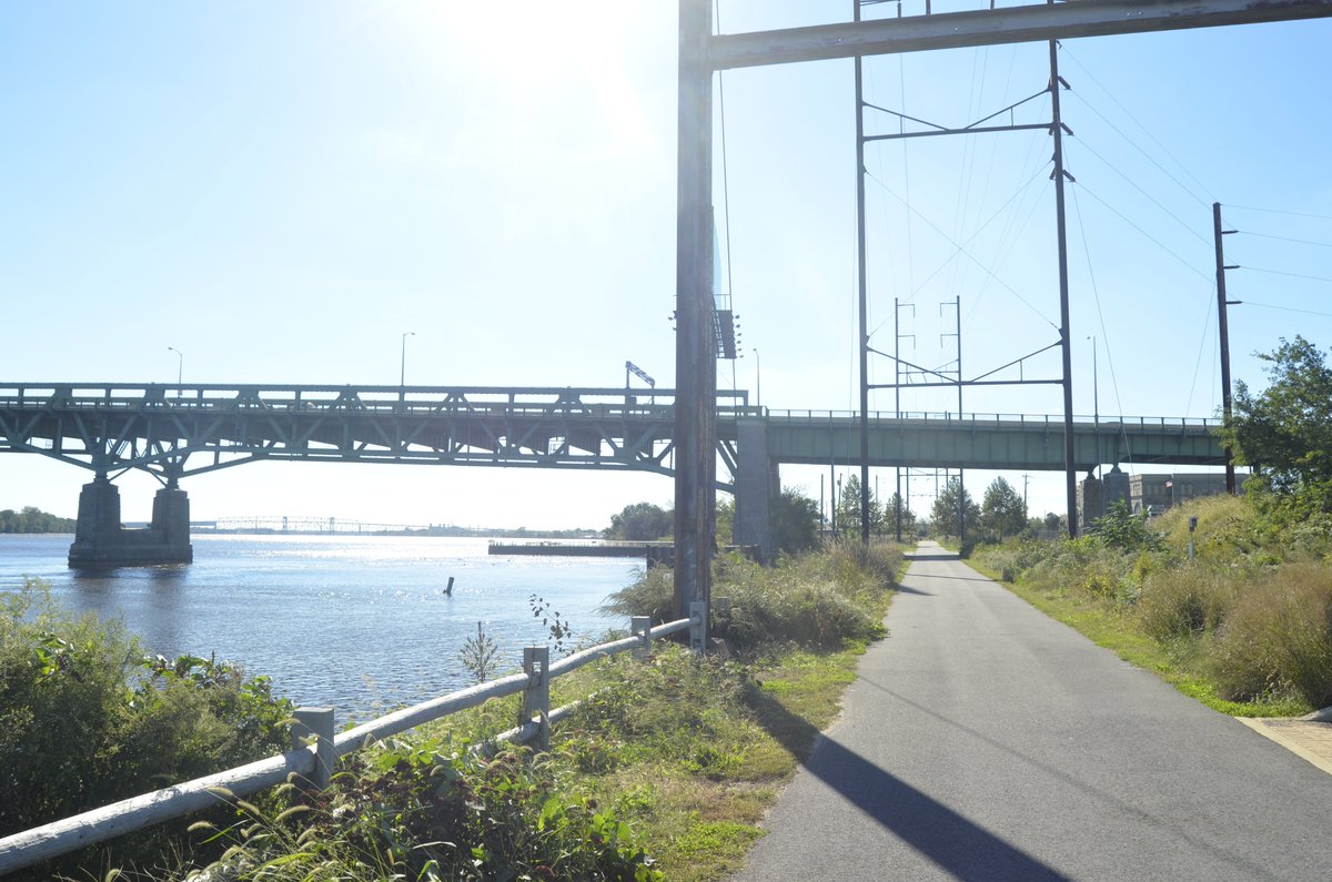 Top five not-so-crowded Philly trails that people should go discover  #onthecircuit and  #eastcoastgreenway: 2/5 -  @RiverfrontNorth K&T Trail along the growing Delaware River Trail