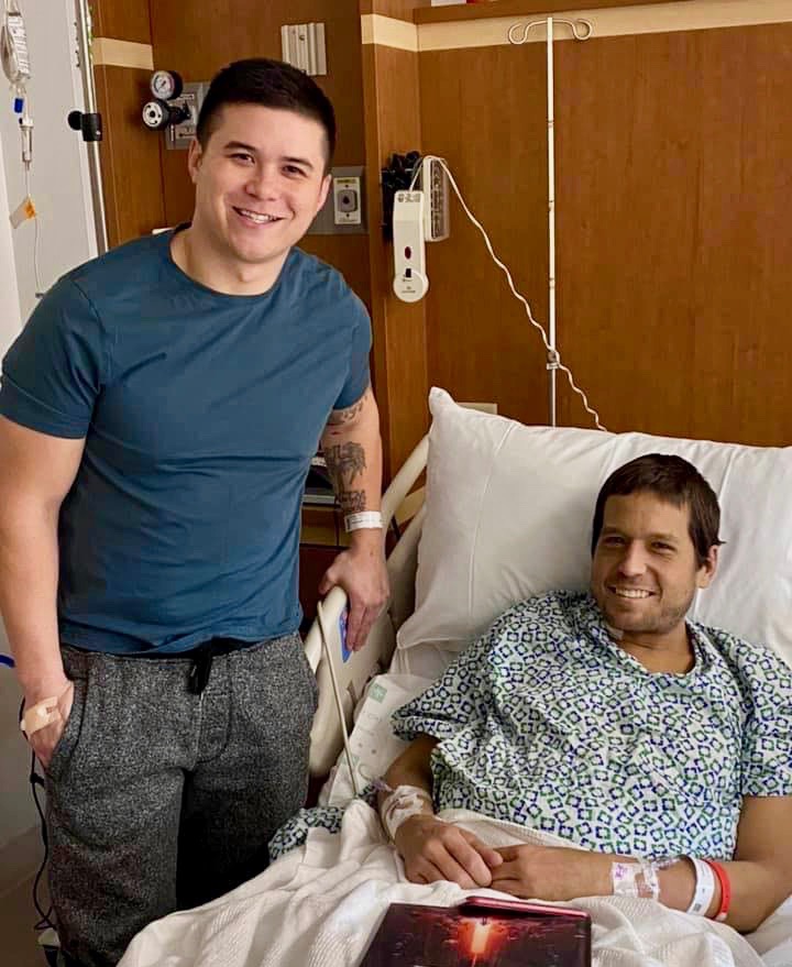 SRNRHazelwood's tweet photo. Fifteen years ago, former three-sport Norwalk athlete Dustin Kuhlman &amp; Aaron Miller briefly interacted as stand partners in HS orchestra class. On March 9, Kuhlman became a liver donor for Miller, who was in search of a transplant for 8 years.

My story: https://t.co/fXTRvrSNUd https://t.co/dOrPKAmxcx