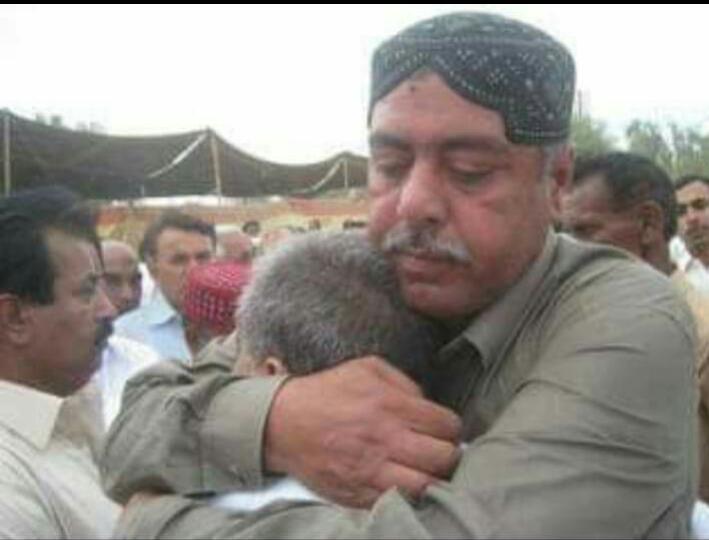 sanjaysindhi65's tweet photo. توکي ڪير ڪيئن وساري منھنجا وڏا سائين 

ڇا ته تُنھنجو ملڻ ھو ڇا ته تُنھنجو کلڻ ھو.

شھيد بشير خان قريشي جي ورسي جي موقعي تي سندس سرخ سلام.
#ShaheedBashirQureshi https://t.co/dtwZc9om97
