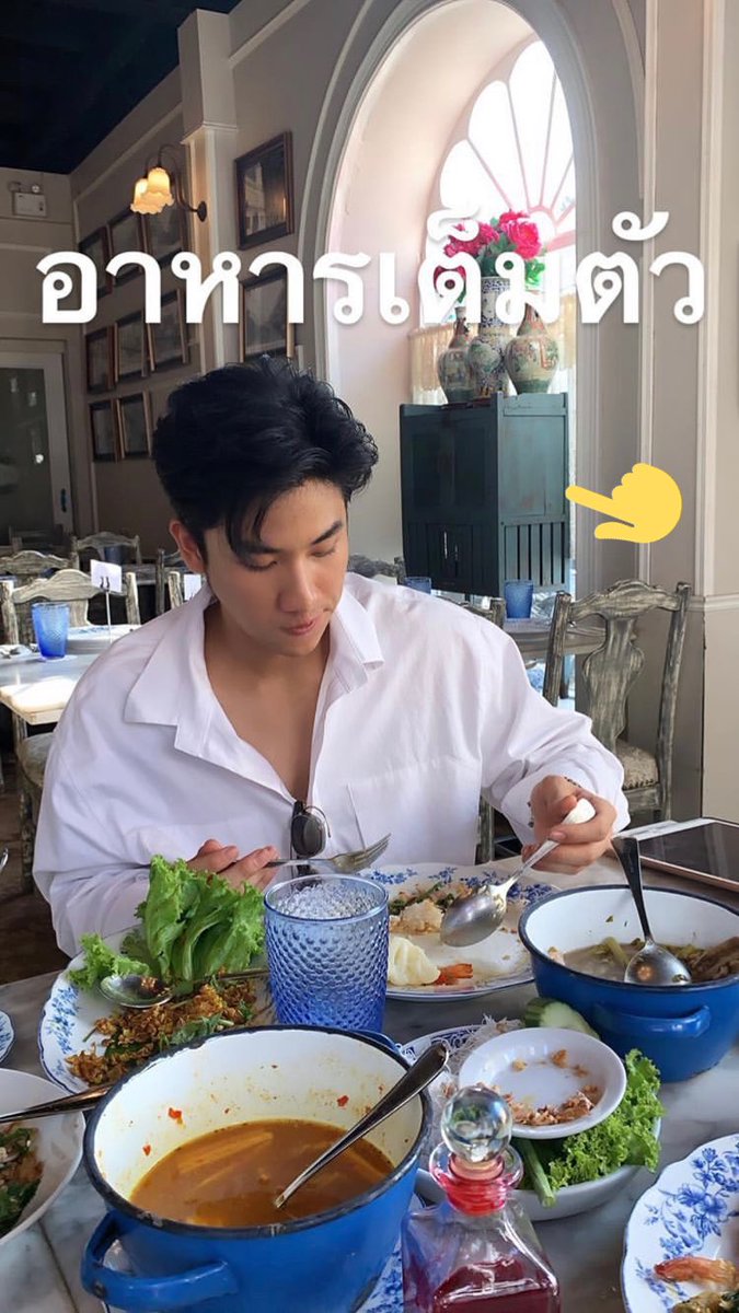 Feb 9, 2019 (5 days before valentine's day)Tay went to places he and newwiee went during their Phuket trip. The restaurant with the blue cupboard.He posted an igs of the same road (reference last photo) with the caption "the same placeeeeeee"