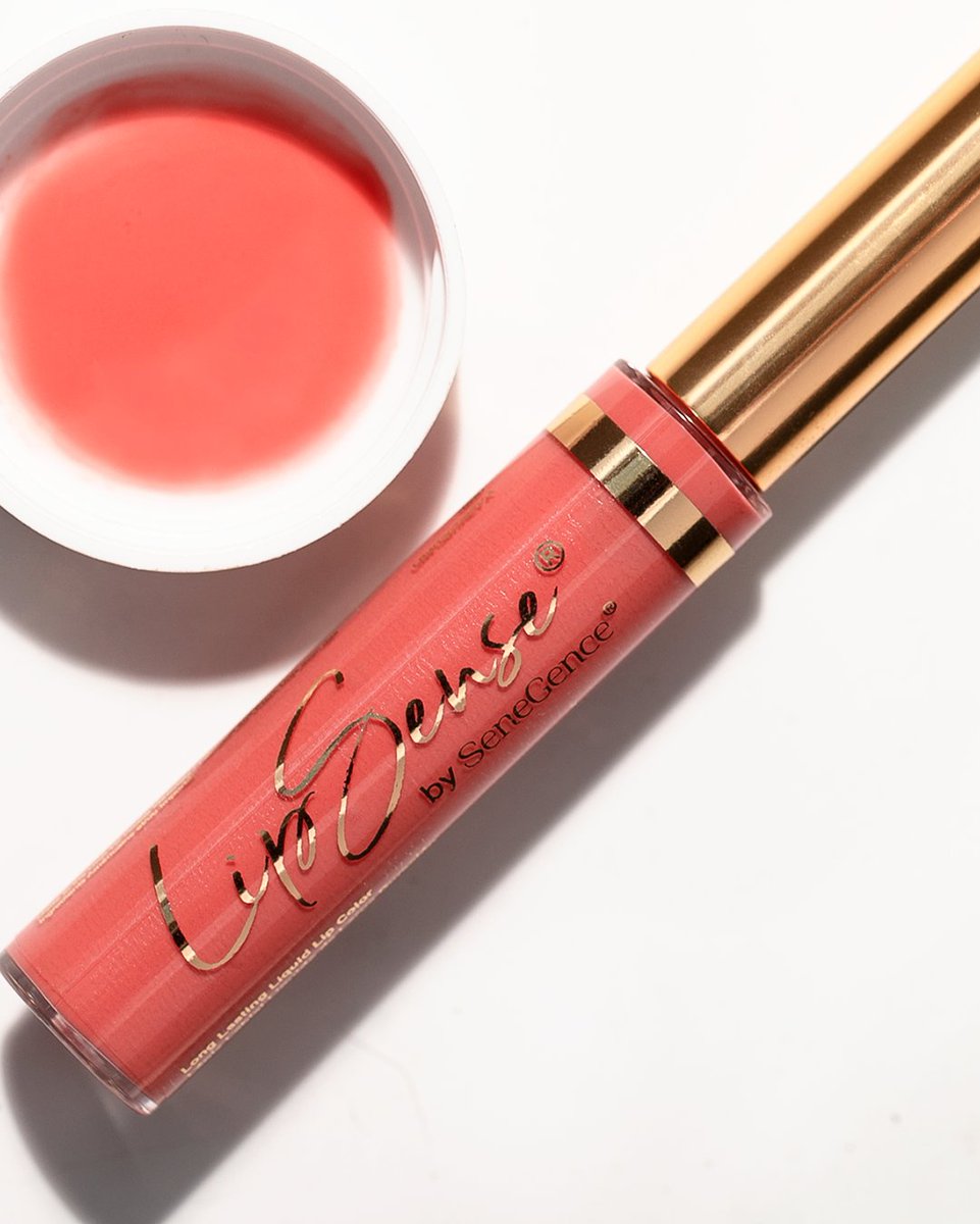 senegence's tweet photo. Looking for the perfect peach-pink color for everyday wear? Look no further than Peach Chiffon LipSense! It's soft, sheer, and simply stunning 😍 

Which gloss shade would you wear with it?

#mysenelook #lipsense #everydaymakeup #nomakeupmakeup #peachmakeup https://t.co/z3O6tu4IYZ