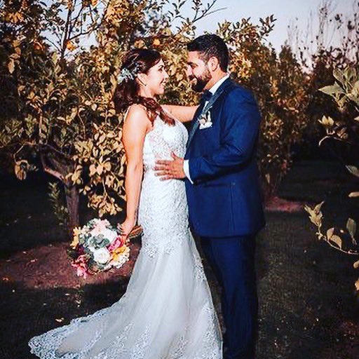 leyva_perez's tweet photo. Recordar bellos momentos donde el verdadero amor hace todo posible @leyva_perez #matrimonio #noviosynoviasdechile https://t.co/KbAALdYuPx