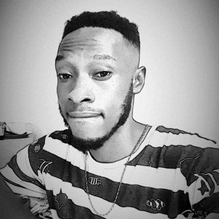 officialqweci's tweet photo. #NewProfilePic https://t.co/lb4IJPUw9t