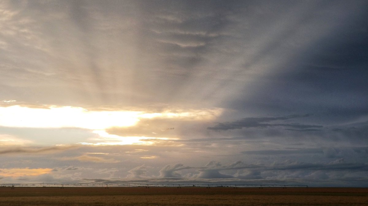 KH/Crepuscular/MammatusNot really the best mammatus but good combo