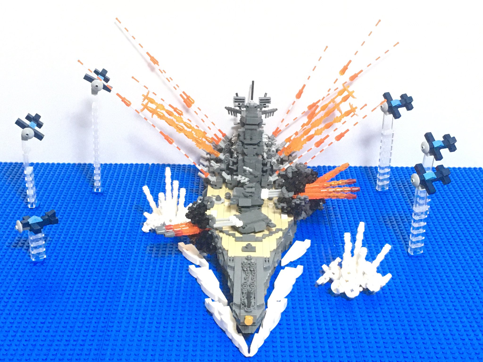 Mizuki 今日は戦艦大和沈没の日 レゴで作った大和 T Co Ez6kikofzu Twitter