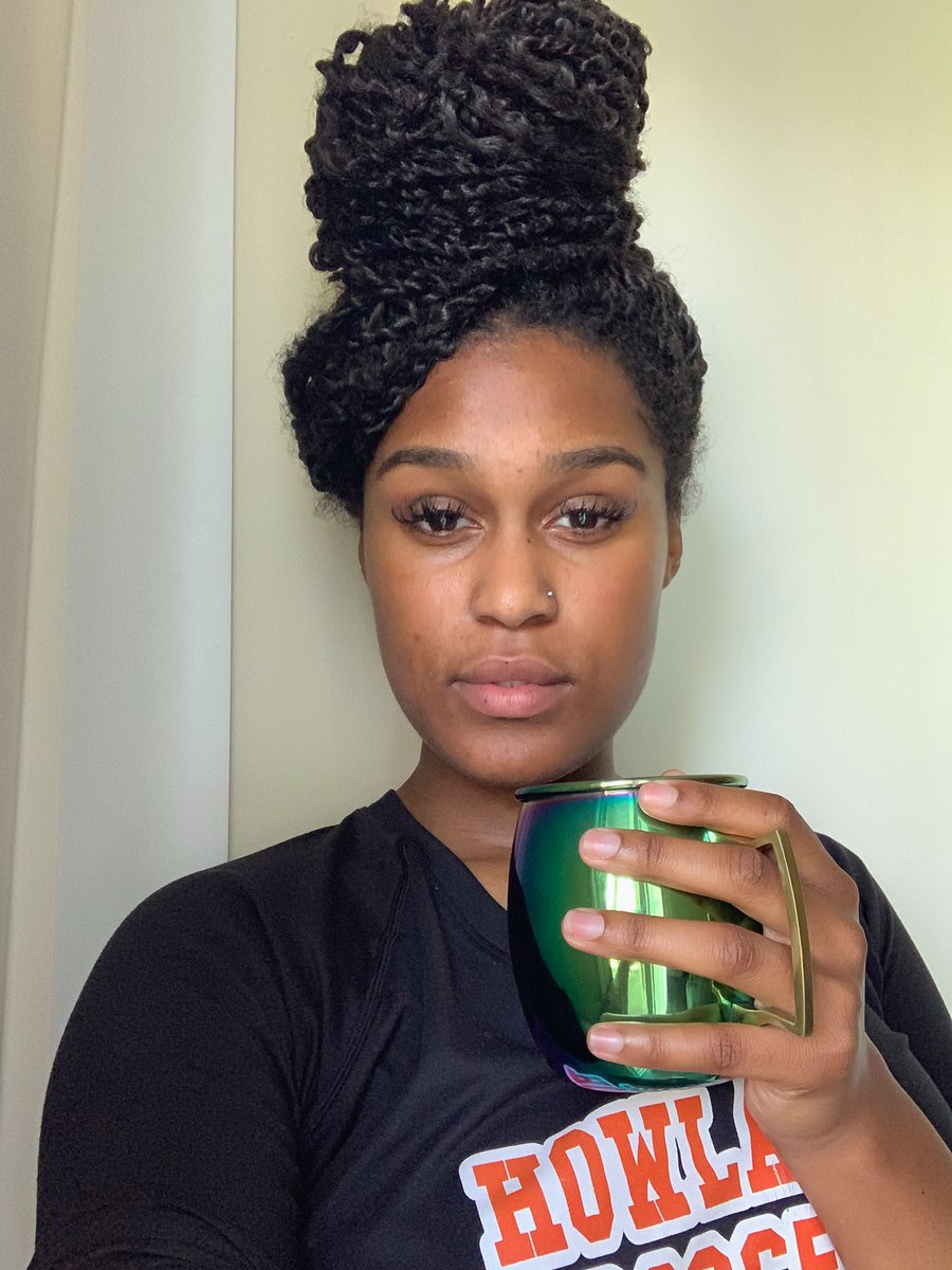 na_pier's tweet image. 2020 is showing that this is a Self-Love year. Really taking the time to work on you! Developing great skin, hair, nails, education, health, cleaning, and all together self love routines. And mastering being the BEST YOU and finding who you are. #StayHome  #Covid_19 #DailyTea