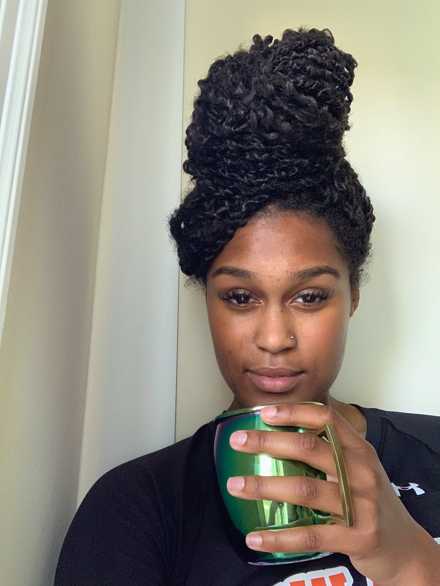 na_pier's tweet image. 2020 is showing that this is a Self-Love year. Really taking the time to work on you! Developing great skin, hair, nails, education, health, cleaning, and all together self love routines. And mastering being the BEST YOU and finding who you are. #StayHome  #Covid_19 #DailyTea