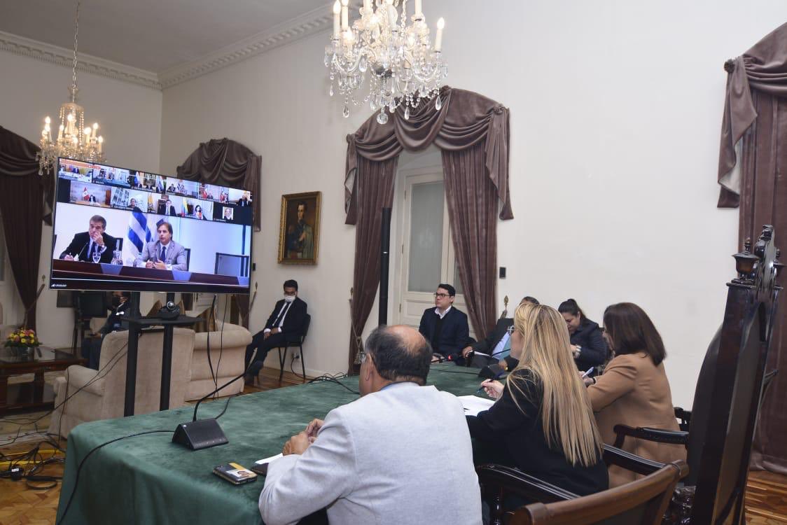 Nos reunimos por videoconferencia con presidentes de los países del PROSUR para seguir coordinando acciones contra el Coronavirus. Con apoyo del BID estamos tratando de ampliar nuestra línea crediticia y realizar compras comunes.