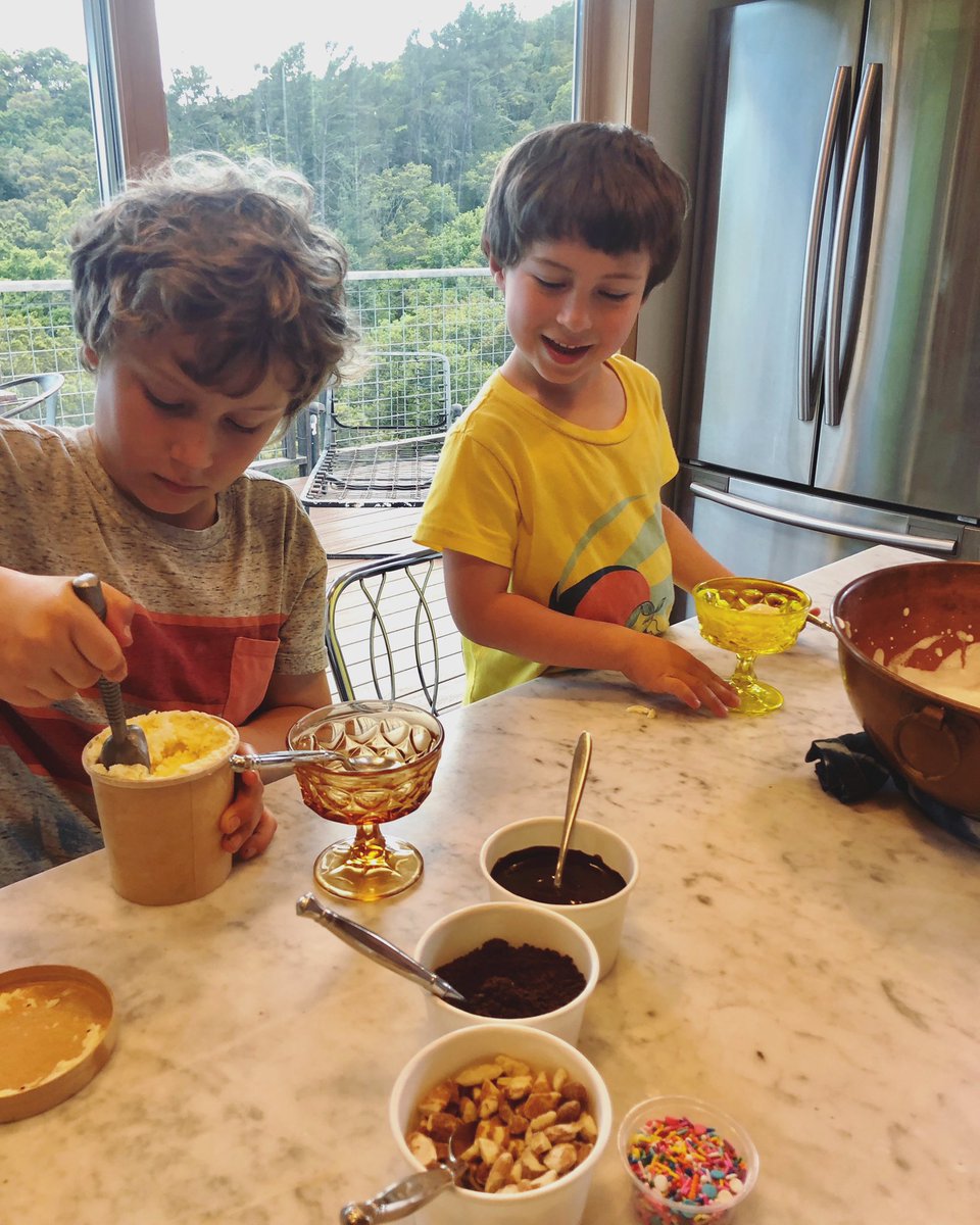 Had enough free virtual art museum tours? Might be time to create a masterpiece of your own with a Sundae Kit from The Penny! You can order for pickup up to a week ahead at thepennyicecreamery.com!

#santacruz #icecream #madefromscratch <a href="/visitsantacruz/">Visit Santa Cruz County</a> <a href="/SCDowntown/">Downtown Santa Cruz</a>