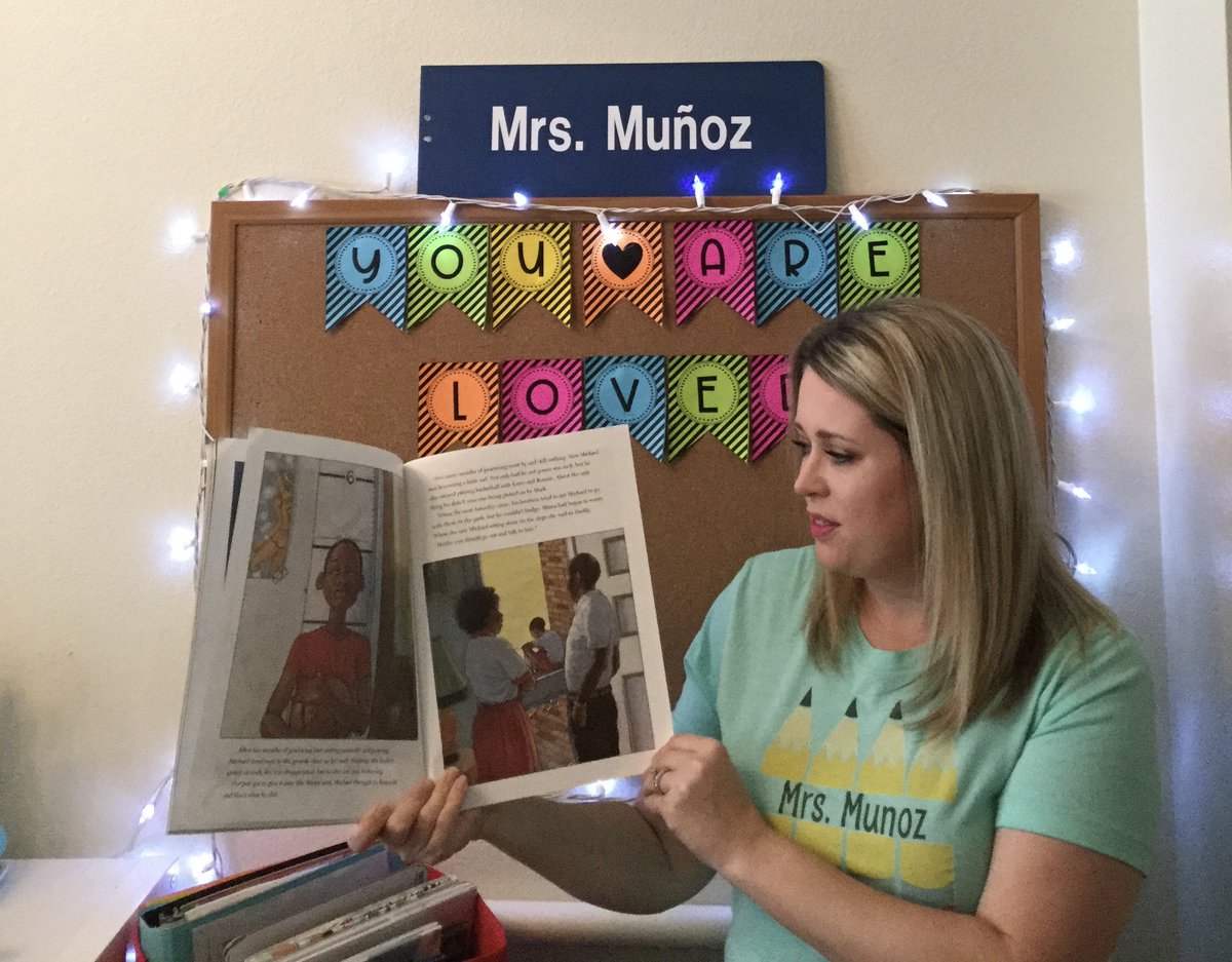 redoakisd's tweet photo. Our #ROISD teachers have gone above &amp; beyond to make sure our students are engaged in learning during this season of unknowns. Thank you for your dedication &amp; hard work. We truly believe our teachers are the best! #HawksAtHome - Tag a teacher you miss! https://t.co/L2Ee5HzNfl