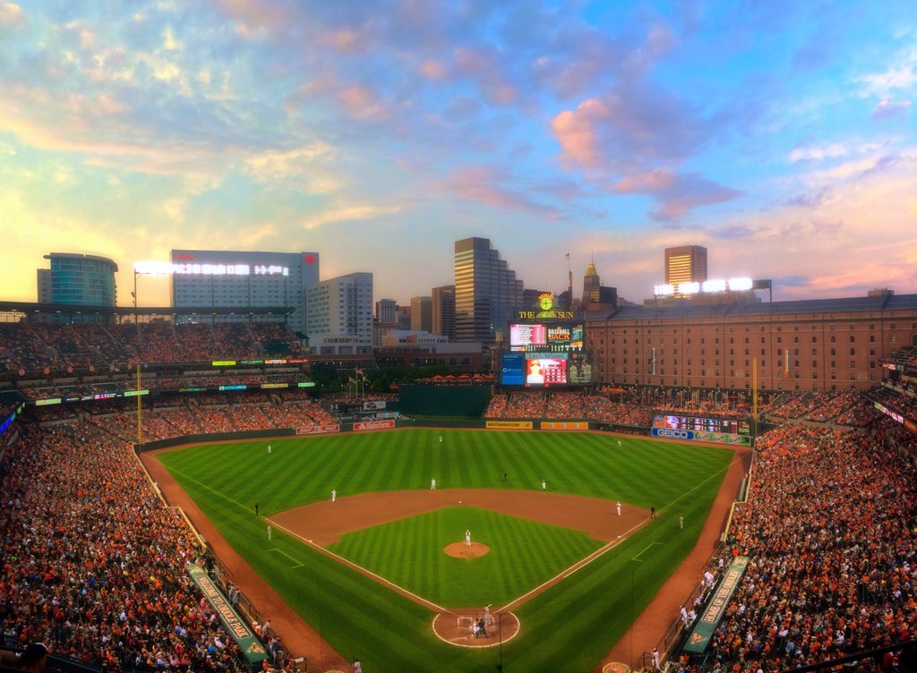 on this day in 1992, Oriole Park at Camden Yards opened it’s door. there have been some amazing games at Camden Yards; some i’ve been fortunate enough to be able to attend. i’ll list them out here.
