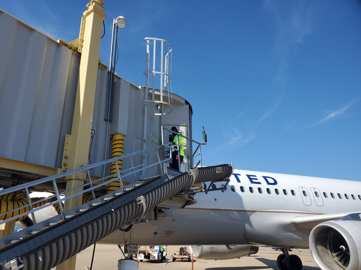CheikhS75273092's tweet photo. From the ticket counter to the jet bridge DCA sanitizing it all to stop Covid19. @weareunited https://t.co/NDd1Ksm1P6