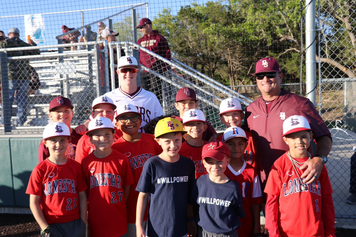 adairphoto16's tweet image. THIS ONE GOES OUT TO ALL STUDENTS,SENIORS,ATHLETES,TEACHERS AND COACHES GETTING THEIR SEASON CUT SHORT.💕💕💕💕 #drippingspringstigers #keepemsafe #healtheunhealthy #stayathome LOVE YA’LL @CoachGZimmerman @KDRPFM @fox7austin