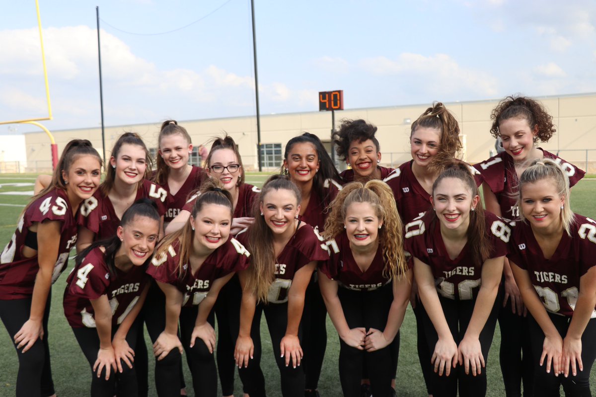 adairphoto16's tweet image. THIS ONE GOES OUT TO ALL STUDENTS,SENIORS,ATHLETES,TEACHERS AND COACHES GETTING THEIR SEASON CUT SHORT.💕💕💕💕 #drippingspringstigers #keepemsafe #healtheunhealthy #stayathome LOVE YA’LL @CoachGZimmerman @KDRPFM @fox7austin