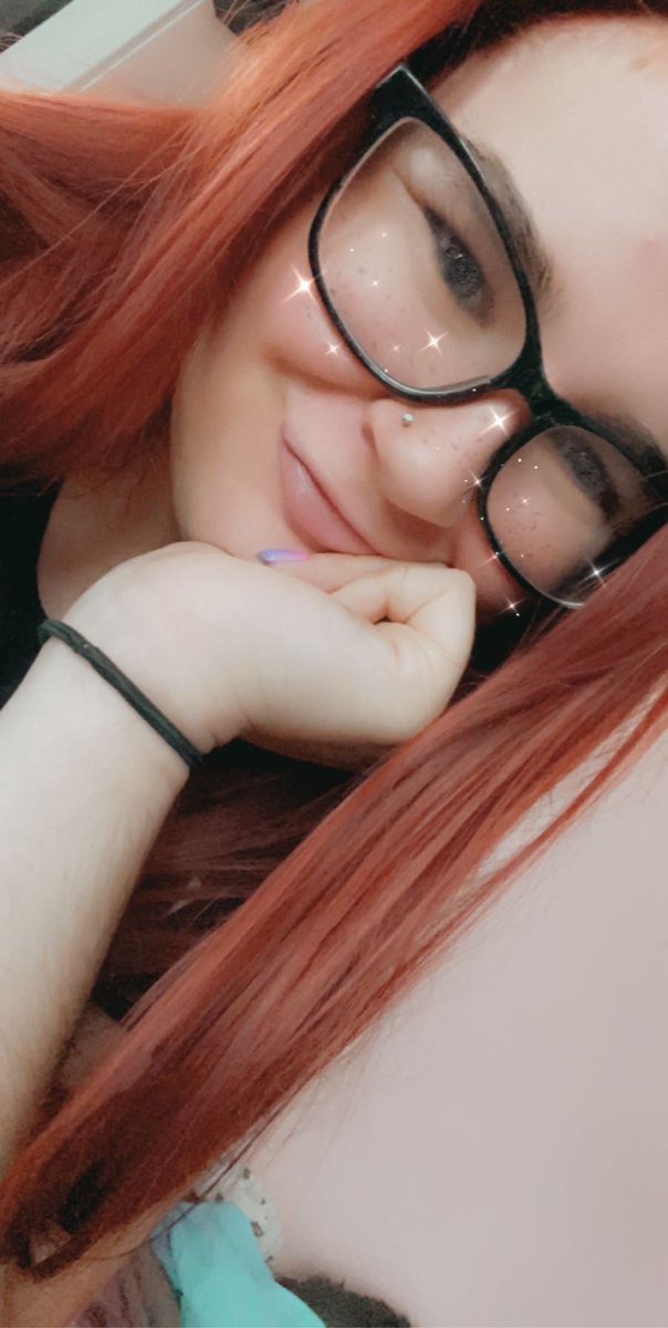 Flippincamryn's tweet photo. Oh yea uh I’m no longer blonde 🥺 https://t.co/VI5KB8Vt0X