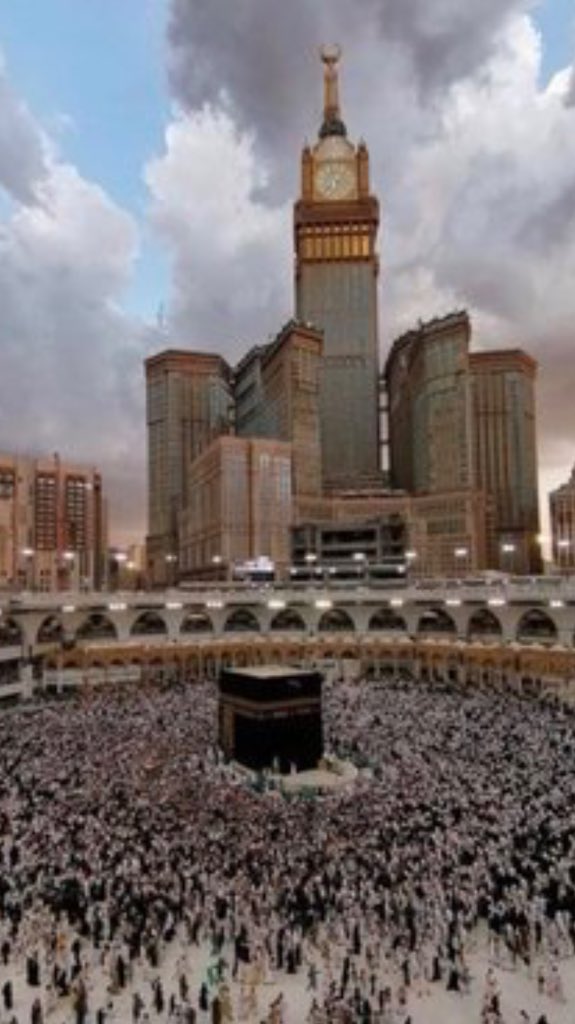 qpee511's tweet photo. اللهُم بلغنا رمضان بإنتهاء الأزمة وإمتِلاء بيت الله بالمُصلين . https://t.co/J05cFECKJc
