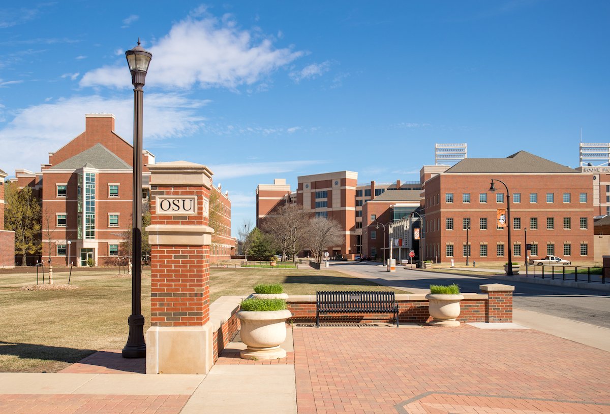 Grading Policy Update: #okstate is committed to your academic success and is offering students an option for pass/no-pass (P/NP) grading for spring 2020 courses to provide flexibility while upholding academic integrity. 
 
Details on how P/NP works: okla.st/xpwe