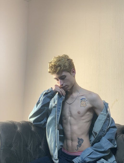 1 pic. David or this denim?  The smell is so strong, it is full of love.  I will sleep in this denim