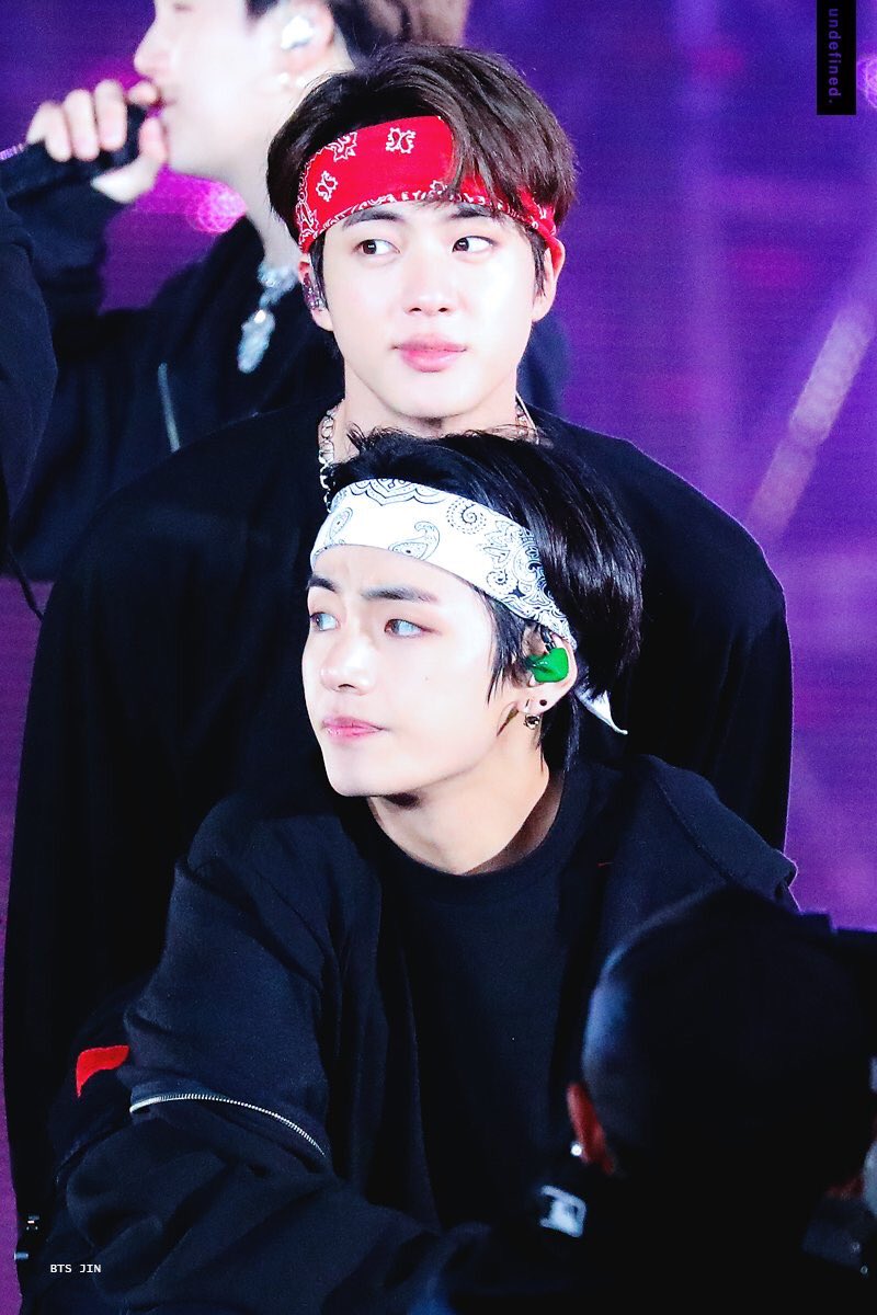 Taejin in bandannas>>>