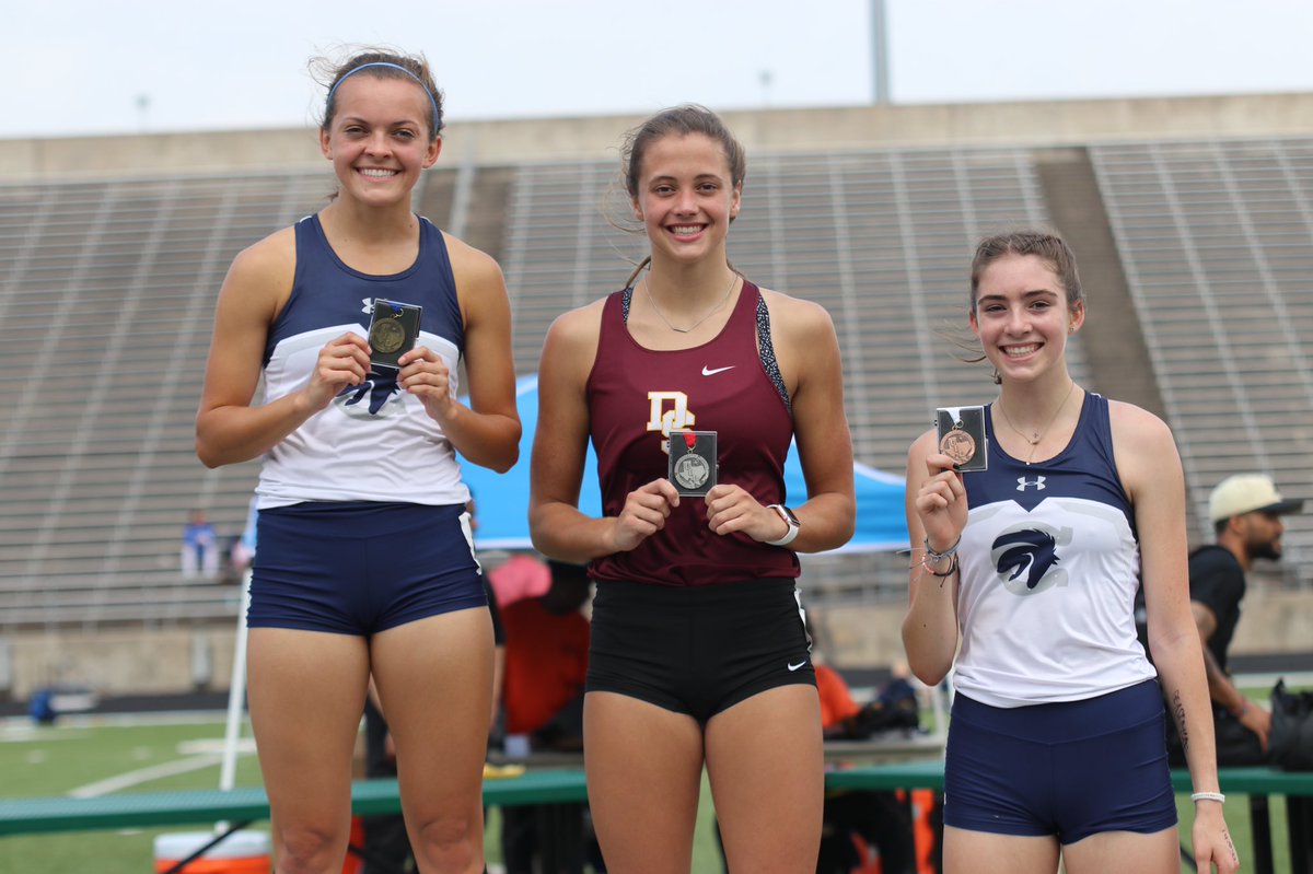 adairphoto16's tweet image. FOR ALL THE HIGH SCHOOL STUDENTS,ATHLETES,SENIORS AND COACHES GETTING THEIR SEASON CUT SHORT,THIS VIDEO IS FOR YOU. #drippingspringstigers #keepemsafe #stayathome @CoachGZimmerman @KDRPFM  @marisatuzzi 💕 youtu.be/lk4bj9vVlgQ