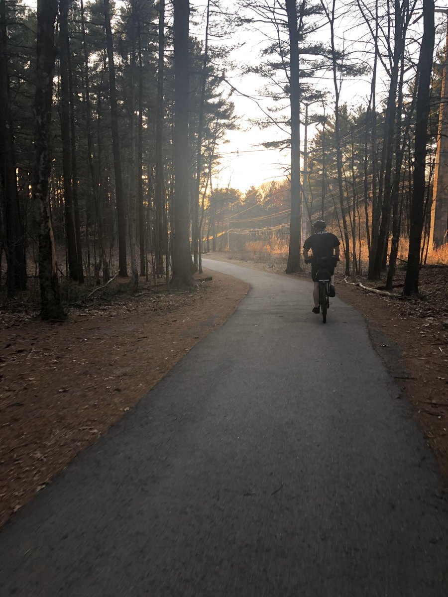 NashuaPolice's tweet photo. Good to see people taking advantage of the nice weather in #Nashua #minefallspark please remember to practice #SocialDistancing while in the park. #WeAreInThisTogether #stayingActive #bikepatrol I2 https://t.co/1vLniGT7So