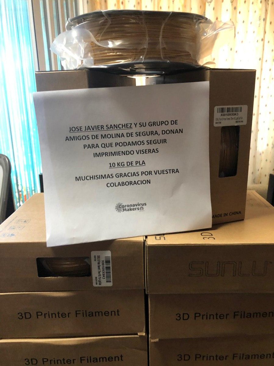 Muchas gracias a Jose Javier Sánchez y su grupo de amigos, que donan 10kg de PLA al punto de Molina de Segura.  A seguir imprimiendo!!! 💪💪