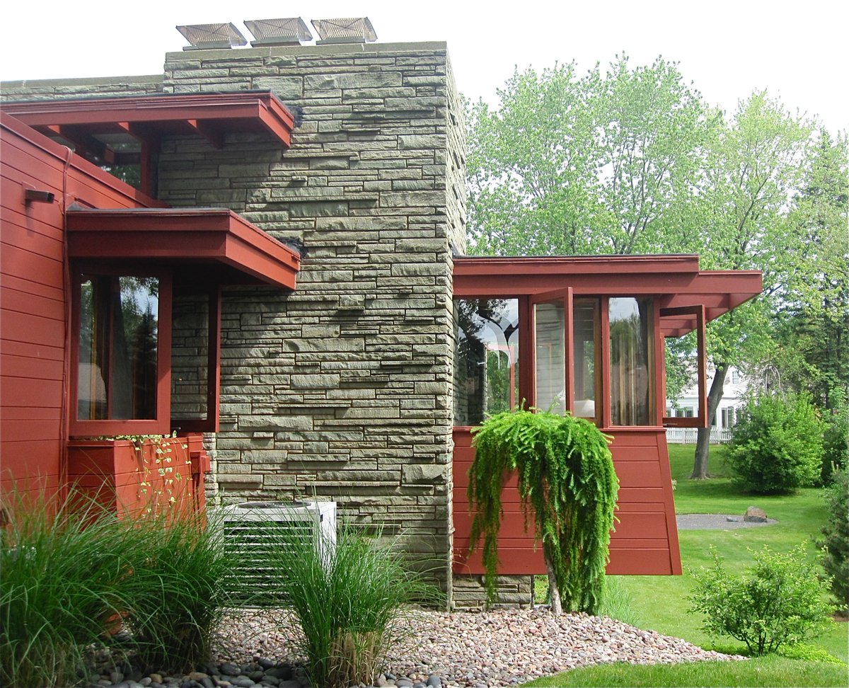 The Richard J. Christensen House (1954) in Racine, Wisconsin is known as "The Riverhome" or "Ogawa-uchi". The architect, John Randal McDonald, was sometimes known as "the poor man's Frank Lloyd Wright" but I'd take it as a compliment. Amazing to think this home is 66 yrs old!